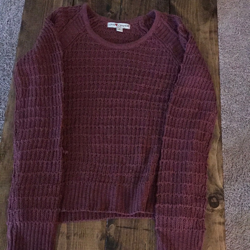 Long sleeve sweater. Dark mauve color.